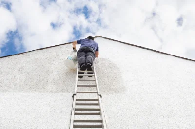 Peinture extérieure au Ménil-Broût — façades et ravalement